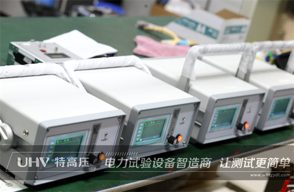 特高壓電力為客戶提供技術(shù)支持，指導(dǎo)110kV變壓器現(xiàn)場試驗！(圖2)